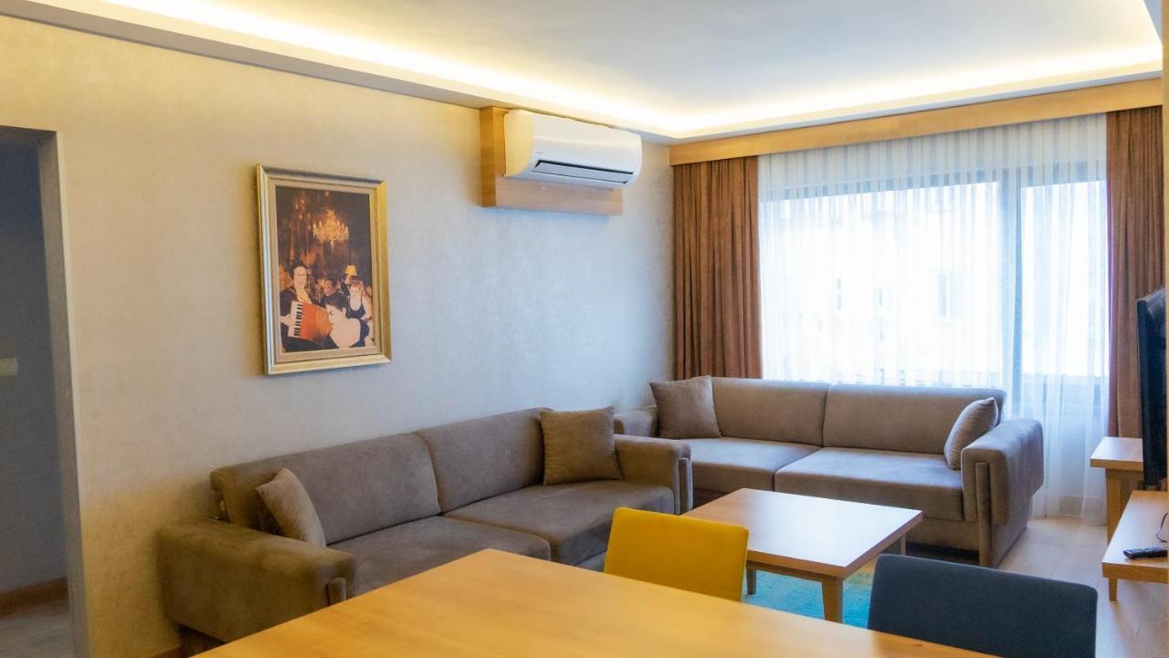 Bursa Suites Apart Otel Eksteriør billede A living room in a hotel